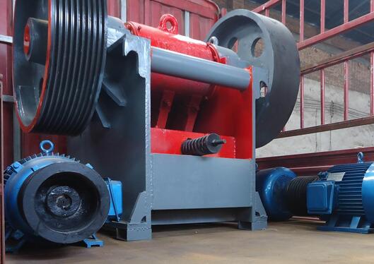 颚式破碎机的试运转简介